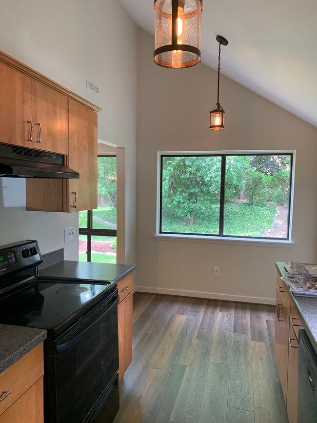 Building Photo - 152 Wintergreen Way Unit 152 Rental
