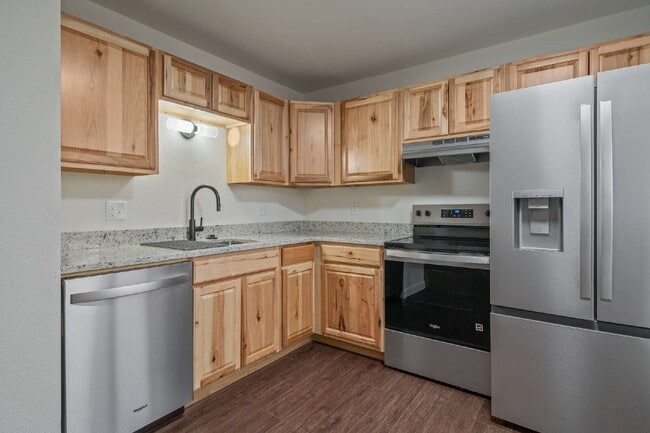 Building Photo - Updated 2-Bed Oasis in Cheyenne Unit A Rental