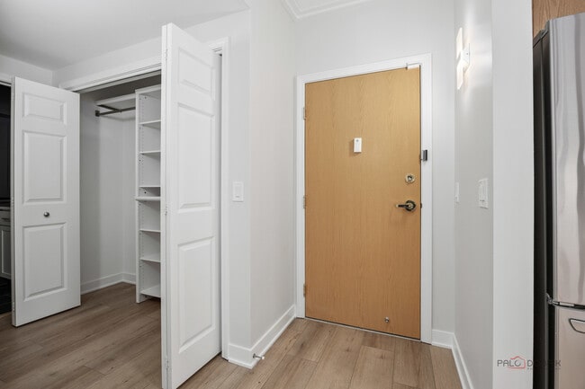 Photo - 8711 W Bryn Mawr Ave