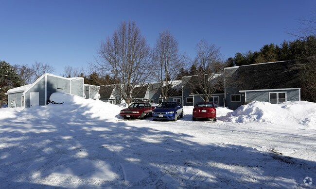 Photo - Foreside Village Apartments