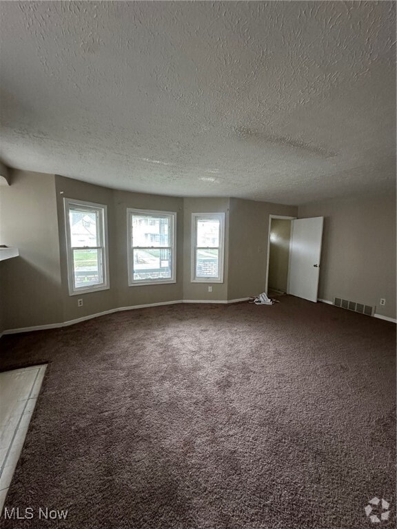 Building Photo - 3700 E 153rd St Unit 1 Down Rental