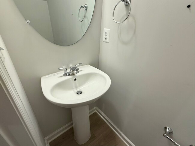 Photo - 803 Haversack Hunt Way Unidad #A