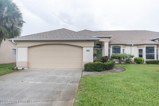 Photo - 585 Grant Ave