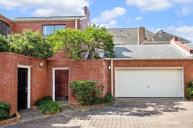 Building Photo - 15 Rutgers Pl