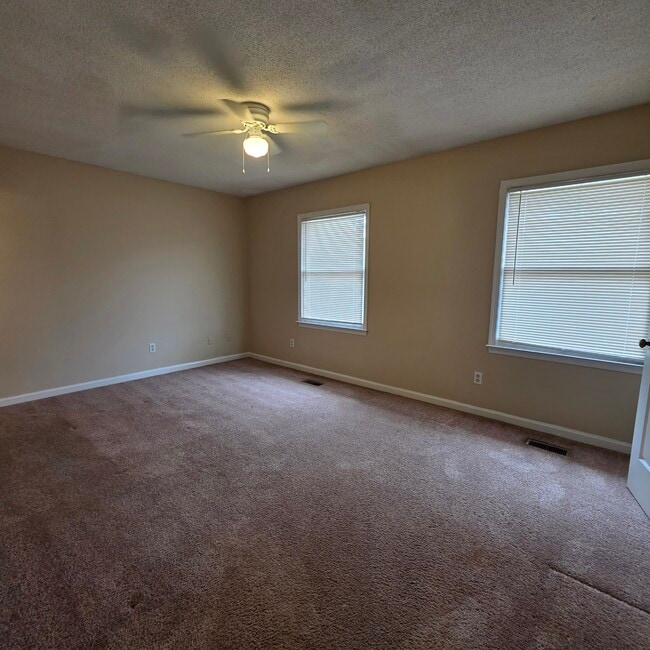 Photo - 1900 Buck Ln