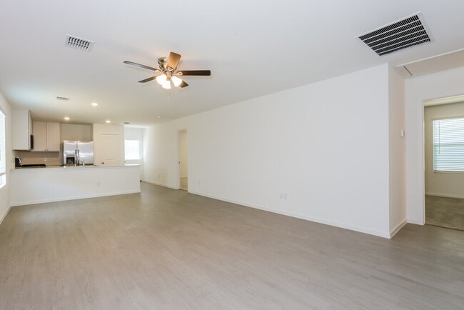 Photo - 1612 Limpkin Dr