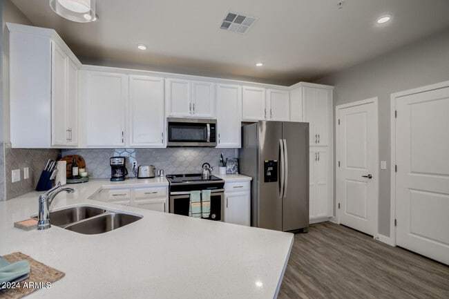 Photo - 2511 W Queen Creek Rd Unit 341