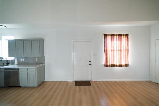 Photo - 954 Lloyd's Rd