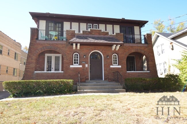 Building Photo - 6619 Bantry Ave Unit 2