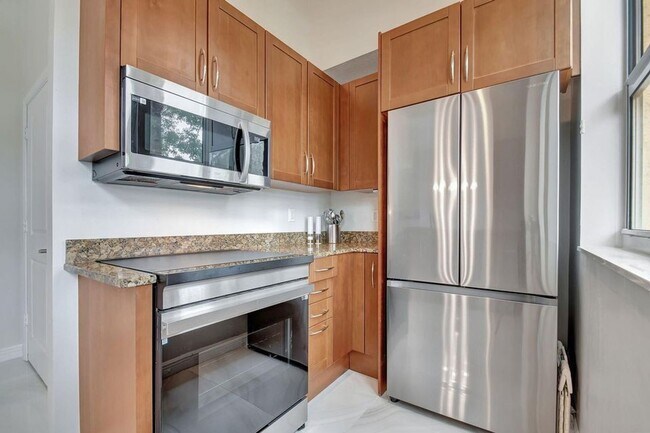 Photo - 350 N Federal Hwy