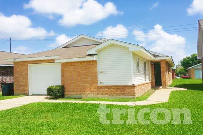 Building Photo - 3234 Kelling St