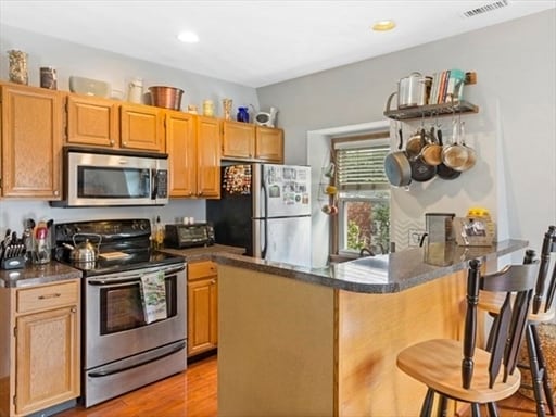 Photo - 14 Arlington St Unit 3T