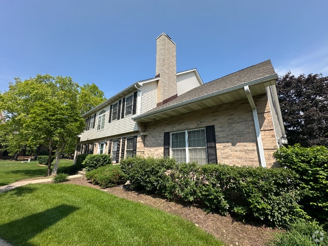 Building Photo - 1443 Laurel Oaks Dr Rental
