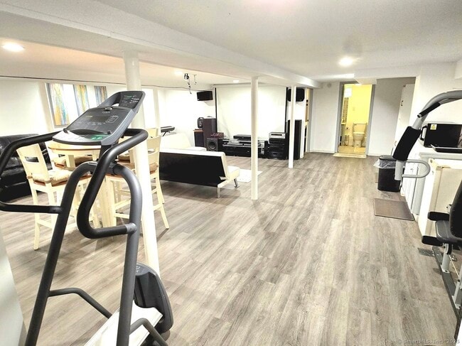 Photo - 196 Ridgewood Rd