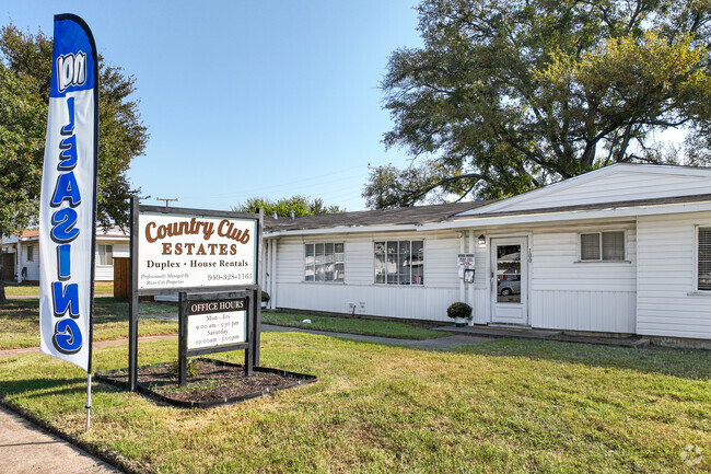 Building Photo - Country Club Estates Rental