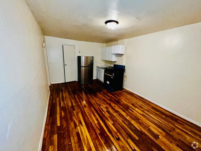 Building Photo - 381 McLean Ave Unit 1J Rental
