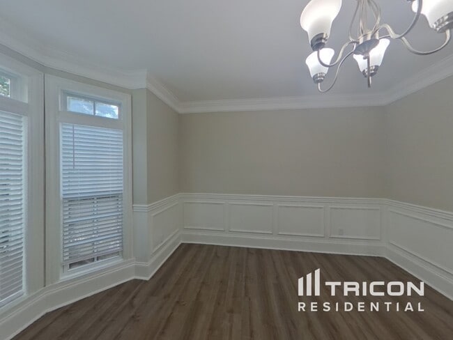 Photo - 110 Johns Creek Ln