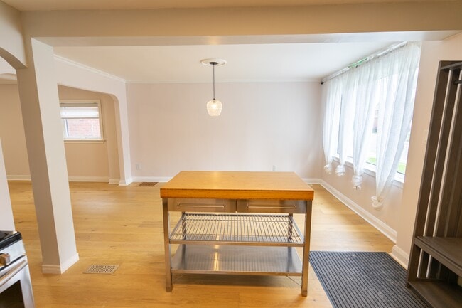 Photo - 15 Dalecrest Dr