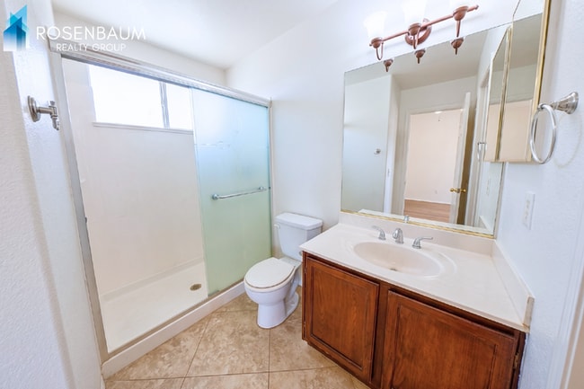 Photo - 1503 W Remington Ct