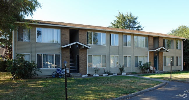 Apartment Complex ~ Murphy Manor