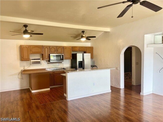Photo - 446 San Bernardino St