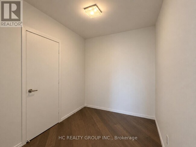Photo - 45 Charles St E Unit 4509