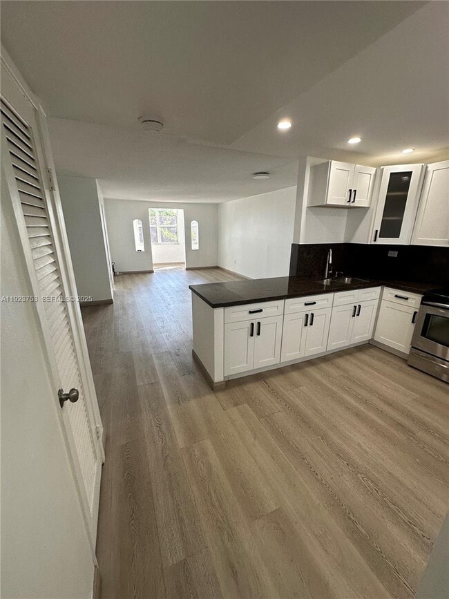 Photo - 1660 NE 191st St Unit 404-1