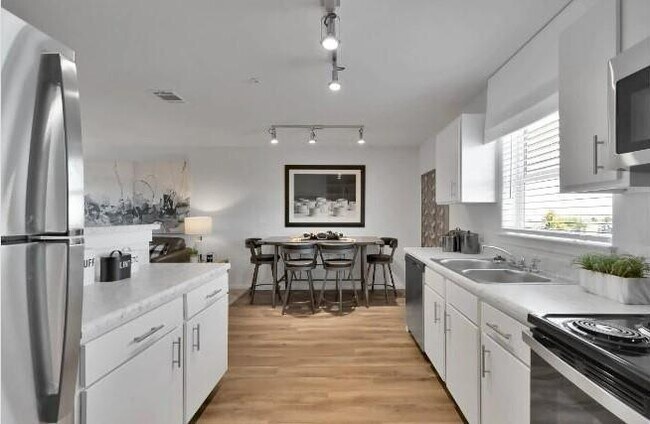 Photo - 20235 Kieth Harrow Blvd Unidad 706