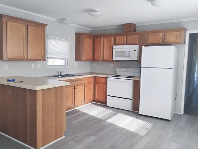 Building Photo - 110 N Michigan St