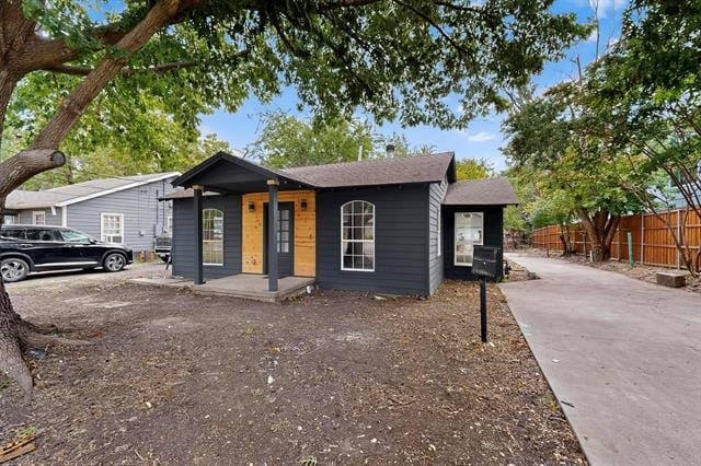Building Photo - 1404 N Bradley St Rental