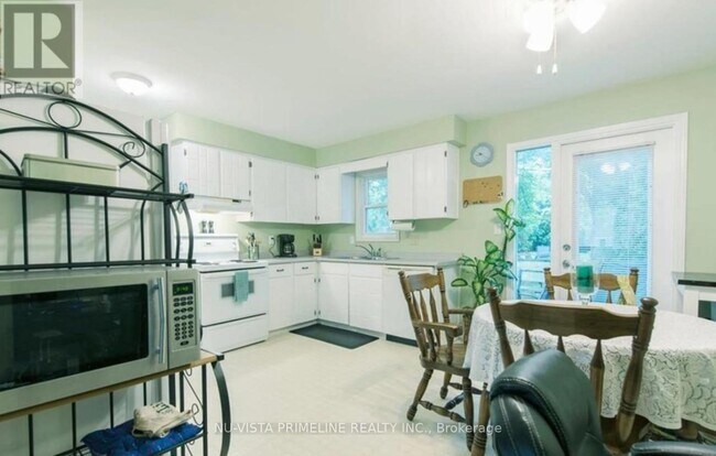 Photo - 1275 Limberlost Rd
