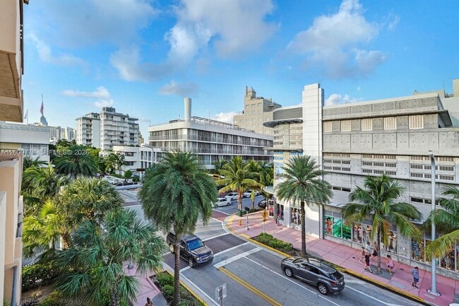 Photo - 1150 Collins Ave Unit 406