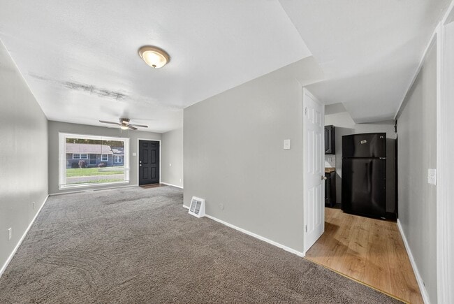 Photo - 251 Midlothian Rd