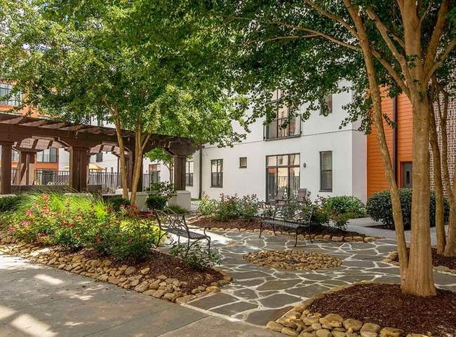 Photo - AMLI Old 4th Ward