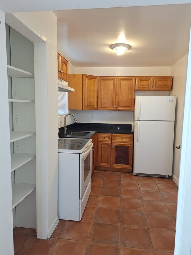 Building Photo - 715 NW 116th Terrace Unit B