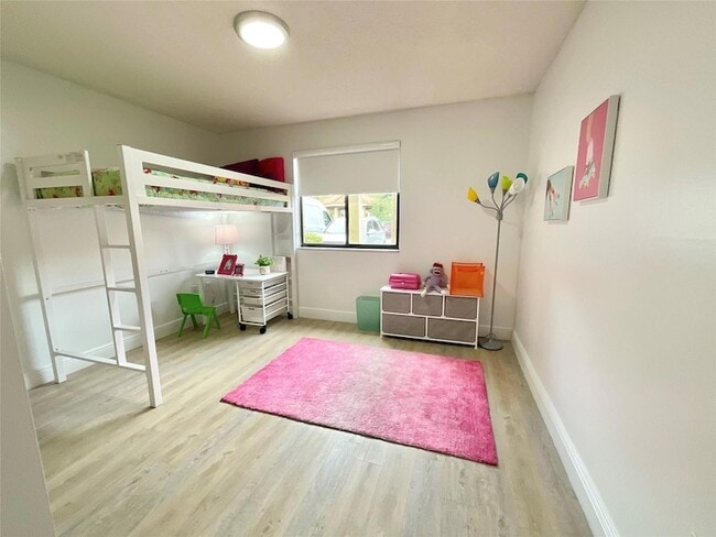 Photo - 9517 Fontainebleau Blvd Unidad 561-515