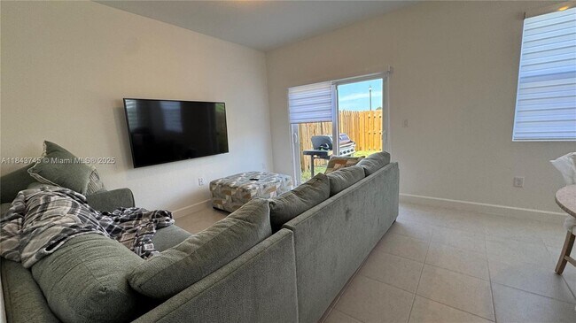 Photo - 35919 SW 179th Ave