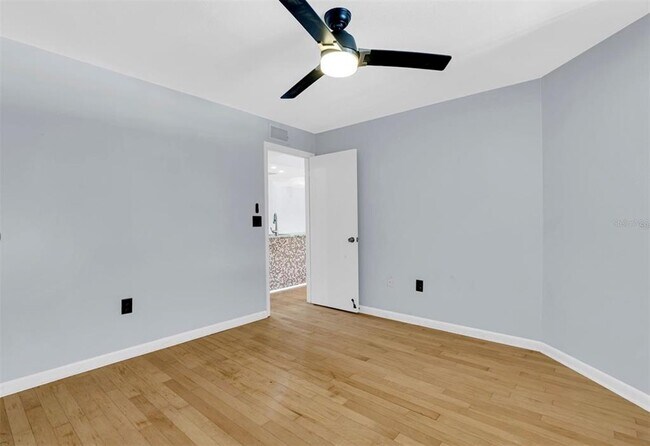 Photo - 3008 Parkway Blvd Unit 303