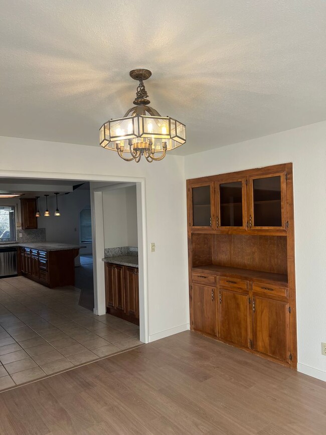 Photo - BEAUTIFUL 4 BEDROOM W/POOL IN FAIR OAKS!!