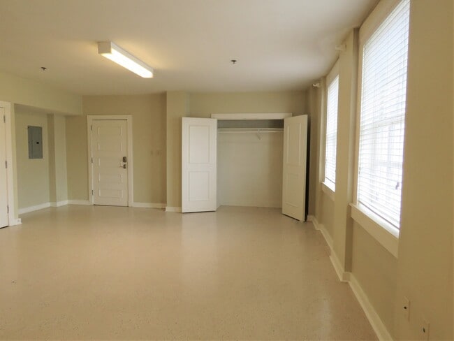 Photo - 715 Sherman St Unit 19