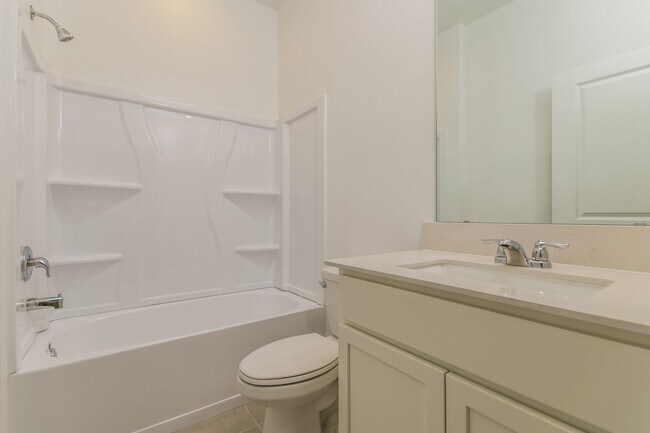 Photo - 2039 Hemingway Cir