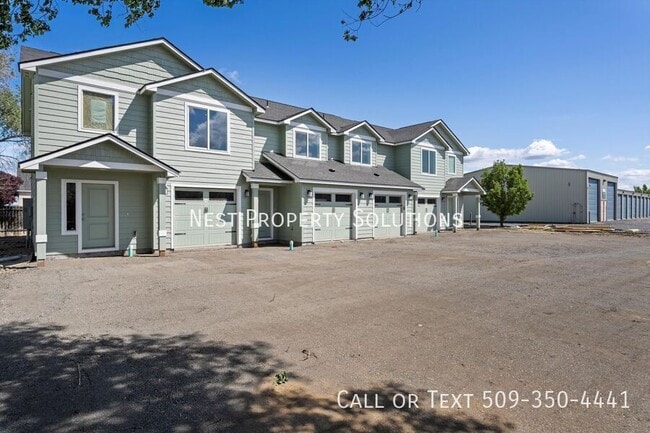 Building Photo - 1613 W Lee St Unit C