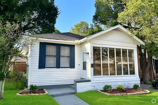 Building Photo - 1515 Olive St Rental