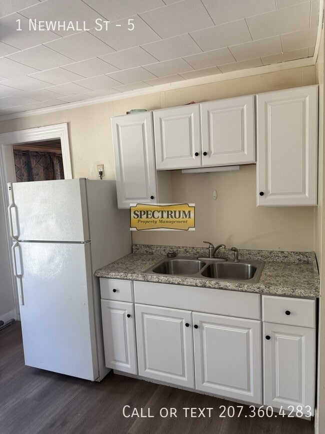 Building Photo - 1 Newhall St Unit 5