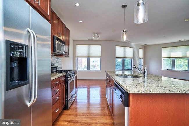 Photo - 1800 Wilson Blvd Unit 250