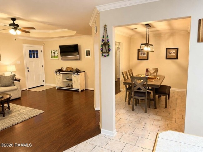 740 S Belle Cir