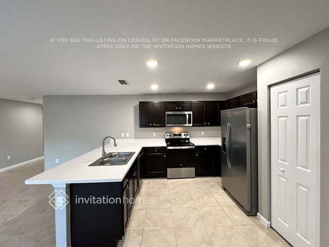 Photo - 1931 SE Dock St