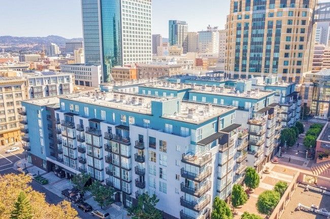 Building Photo - Domain Oakland Rental