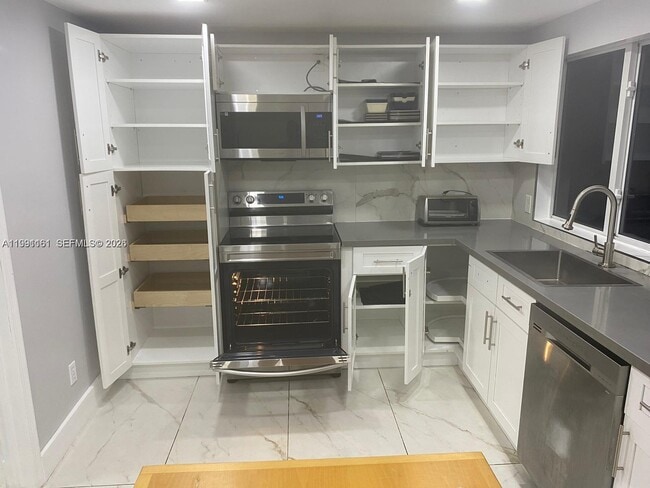 Photo - 2242 Polk St Unit 2