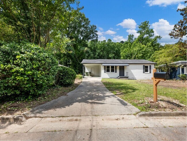 Photo - 2862 Argyle Dr NW